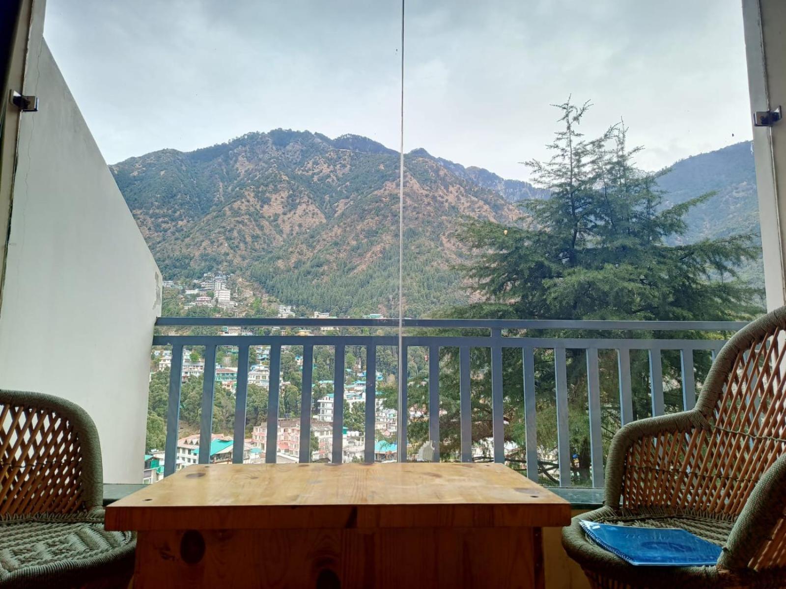 White Water Inn Mcleodganj Dharamshala Exterior photo